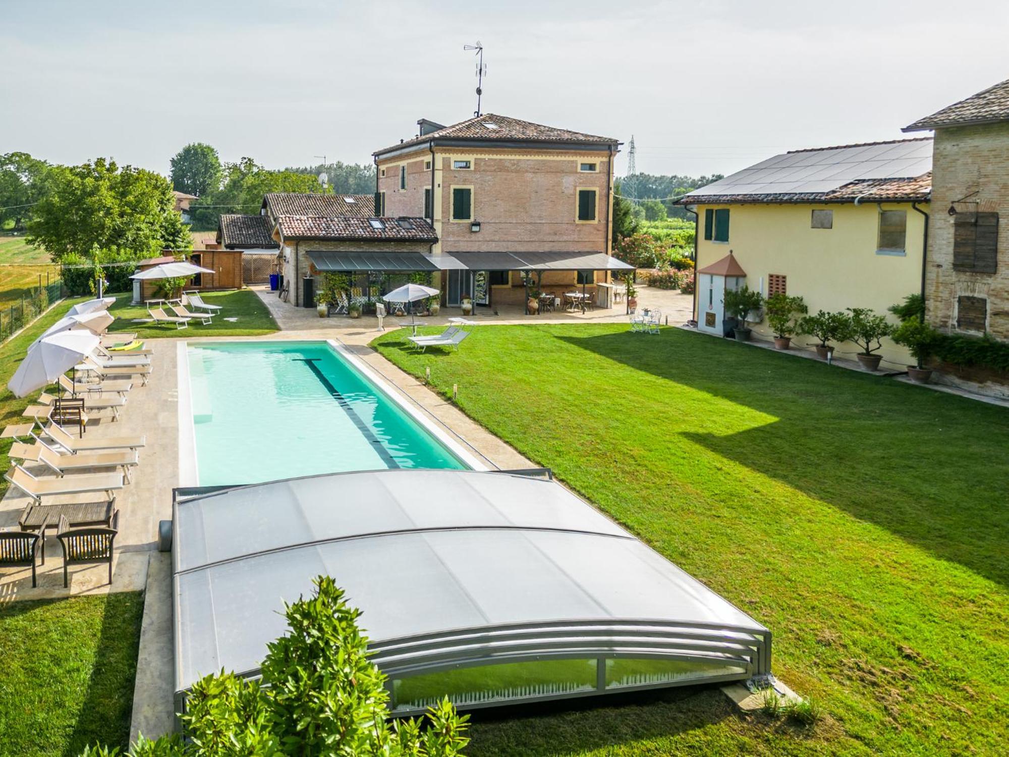 Bed and Breakfast La Casa Di Valeria - Модена Екстер'єр фото